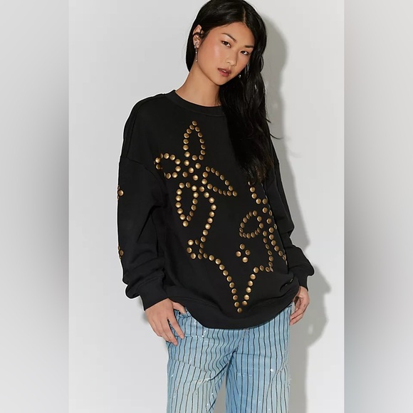 Free People Sweaters - Free People Ragabond Stud Flower Pullover Size XL